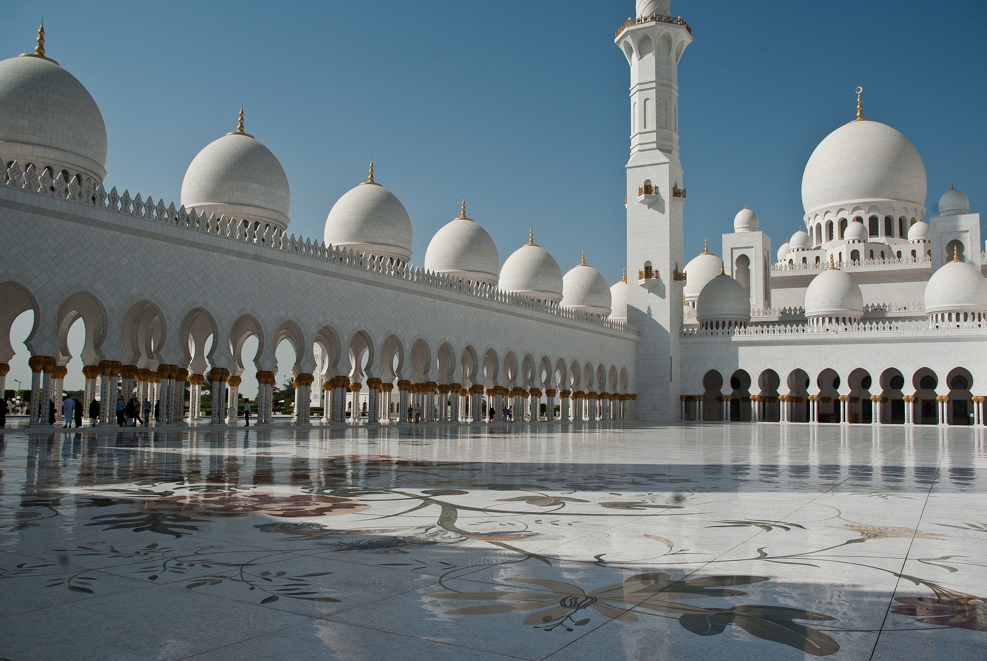 Abu Dhabi's Cultural Marvels